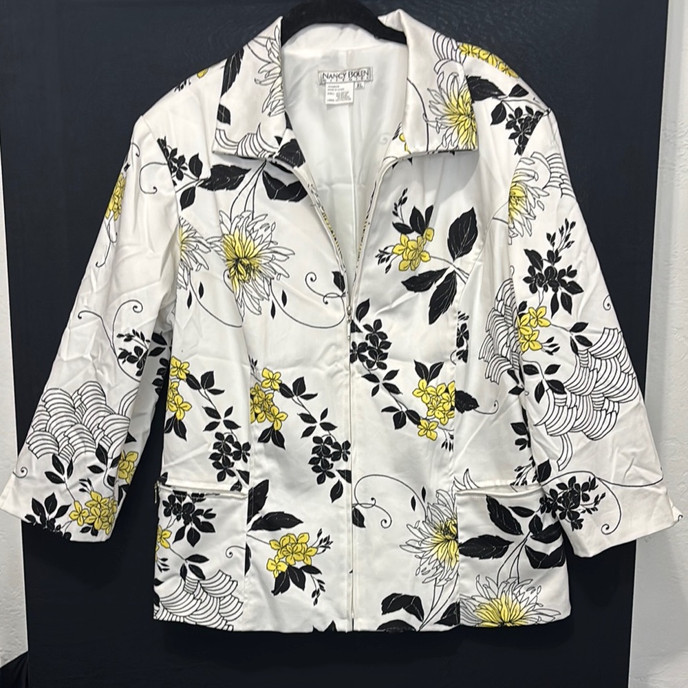 White and Yellow Floral Blazer with Artistic Botanical Print